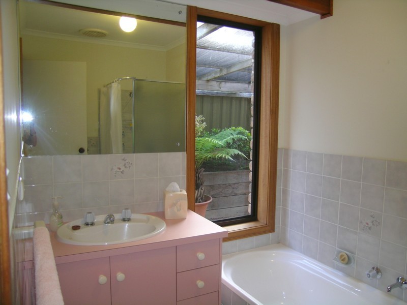 2 Gorton Court, Trott Park SA 5158