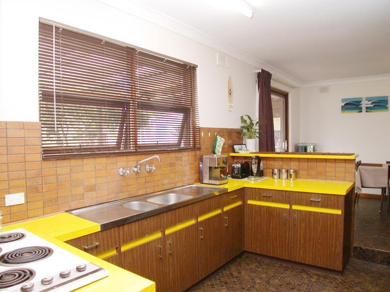 14 Vine Street, Morphett Vale SA 5162