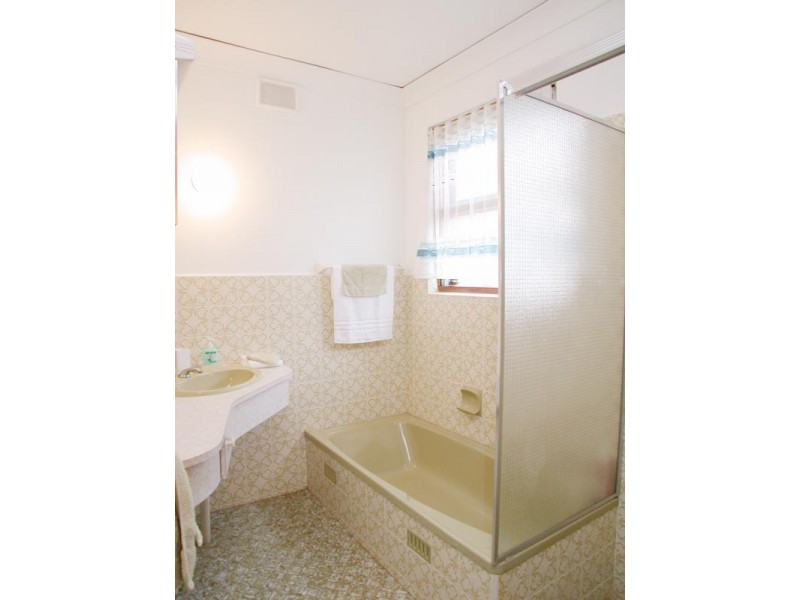 14 Vine Street, Morphett Vale SA 5162