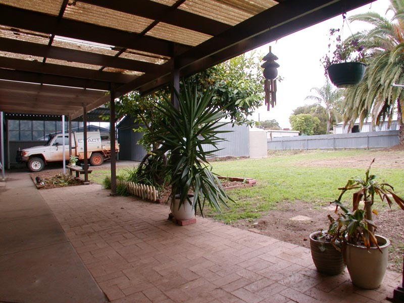 14 Vine Street, Morphett Vale SA 5162