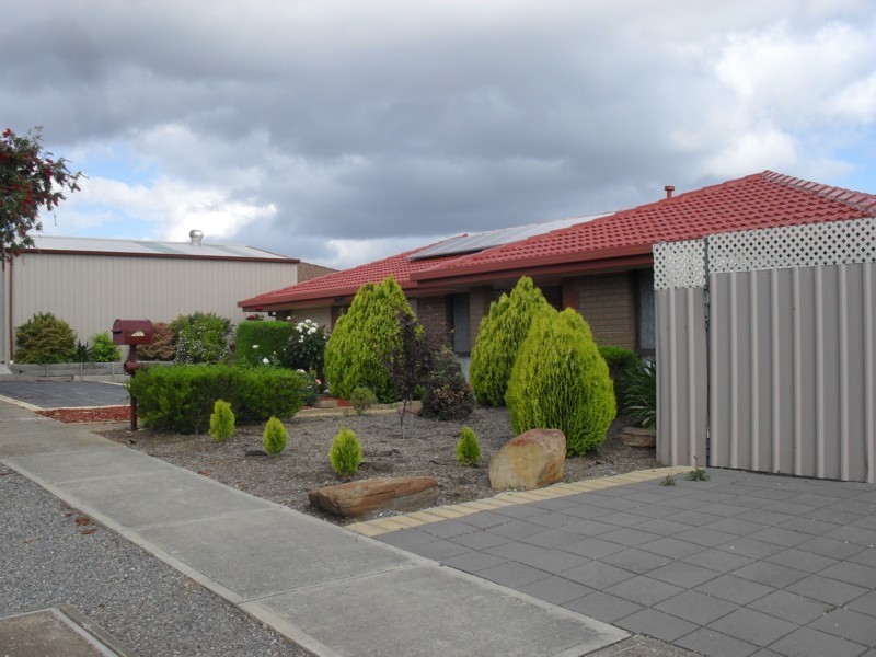 1 Hibiscus Court, Morphett Vale SA 5162