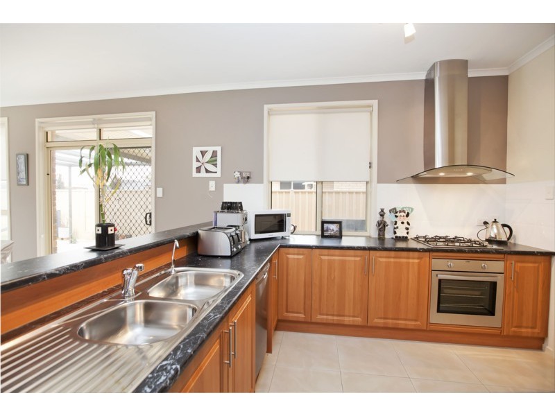 6 Stern Road, Seaford Meadows SA 5169