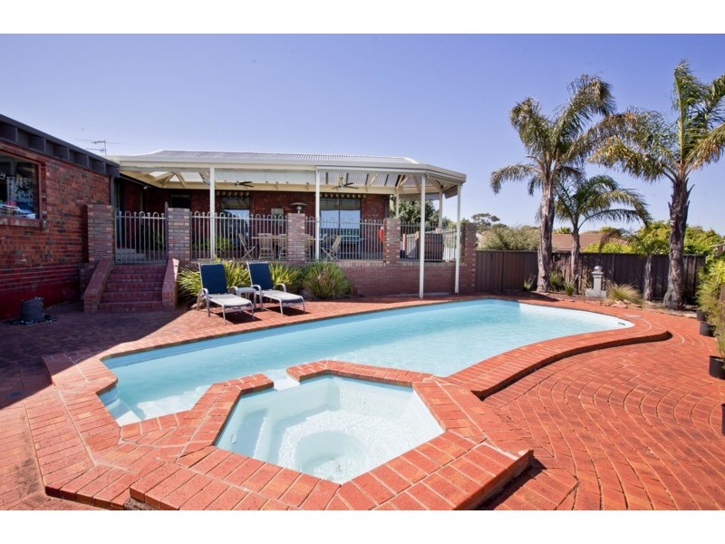 9 Kopoola Court, Hallett Cove SA 5158