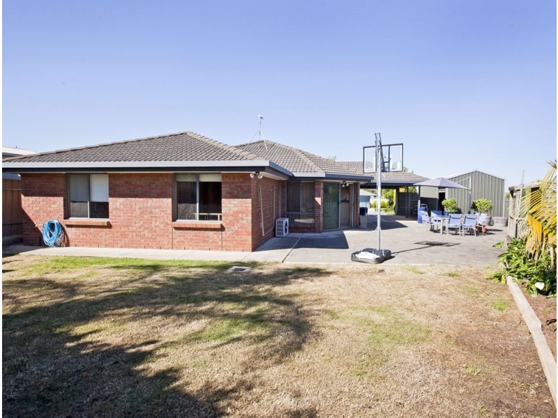 69 Warburton Drive, Woodcroft SA 5162