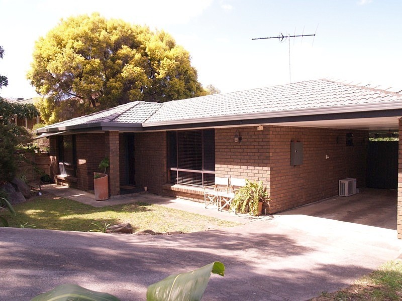 42 Jarrad Road, Happy Valley SA 5159
