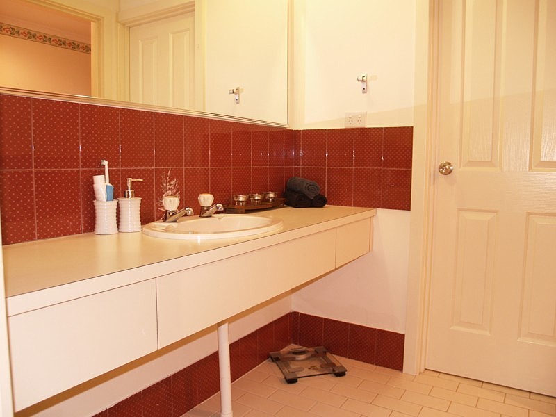 42 Jarrad Road, Happy Valley SA 5159