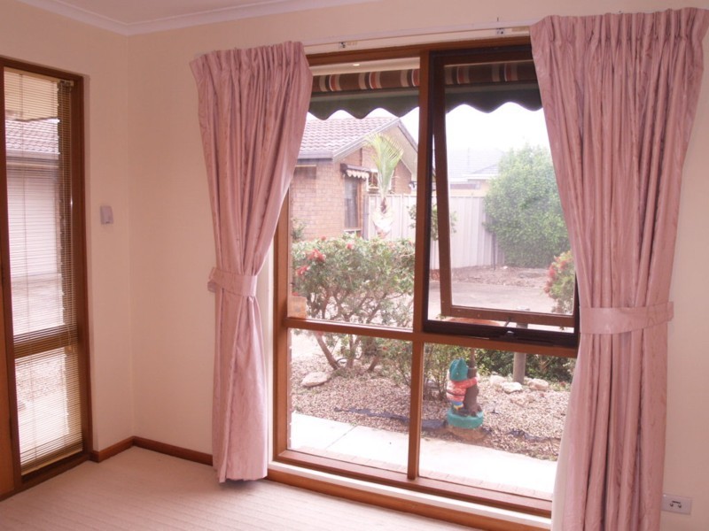 2/7 Barker Street, Port Noarlunga SA 5167