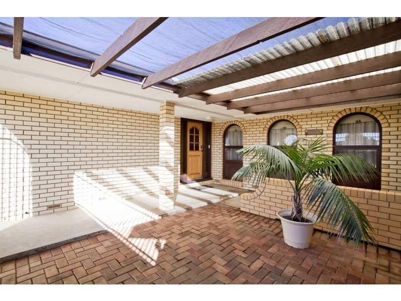 19 Eloise Avenue, Hallett Cove SA 5158