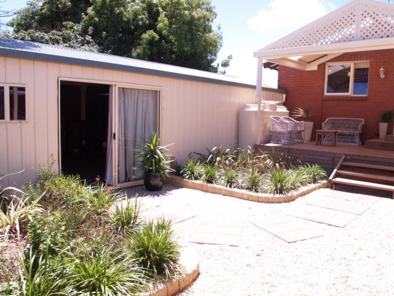 48 Warsaw Crescent, Hackham West SA 5163