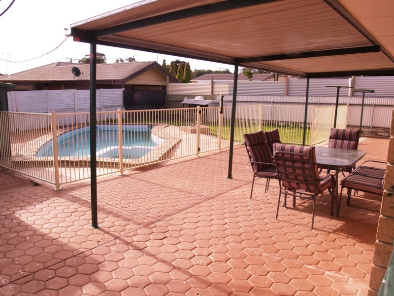 31 Marsden Place, Huntfield Heights SA 5163