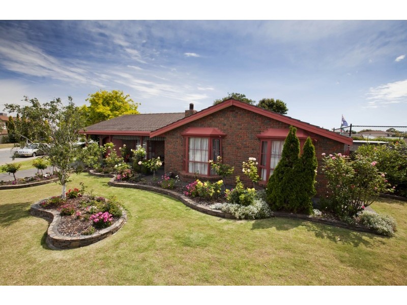 1 Lepena Crescent, Hallett Cove SA 5158