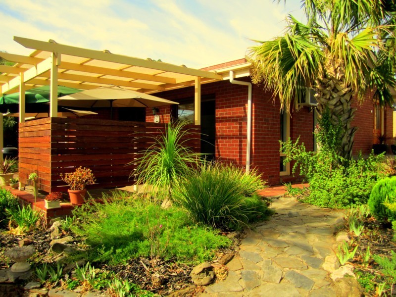10 Domain Street, Moana SA 5169