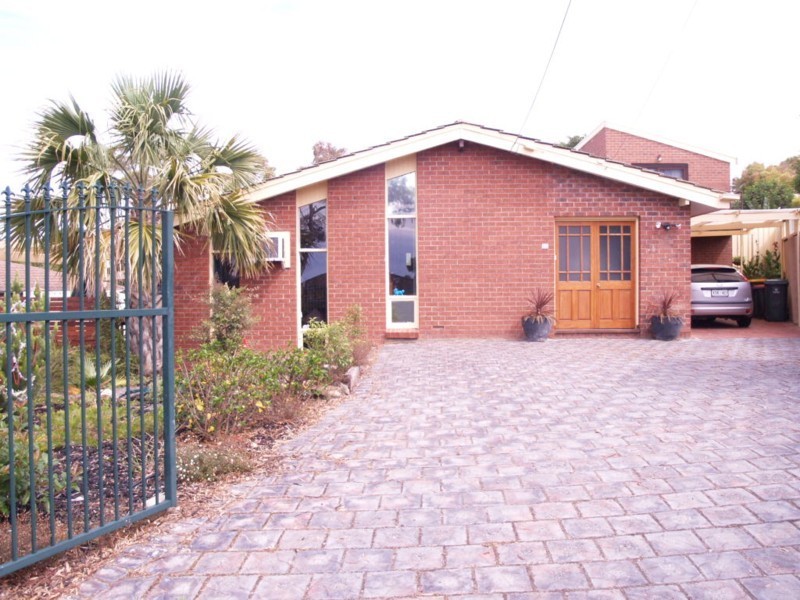 10 Domain Street, Moana SA 5169