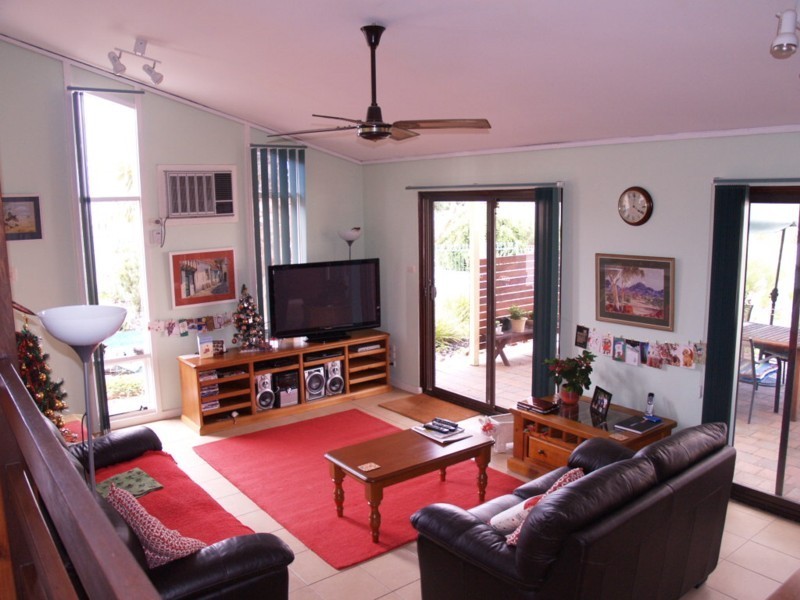 10 Domain Street, Moana SA 5169