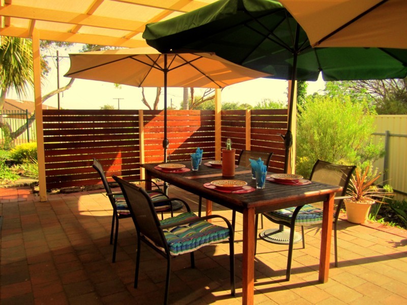 10 Domain Street, Moana SA 5169