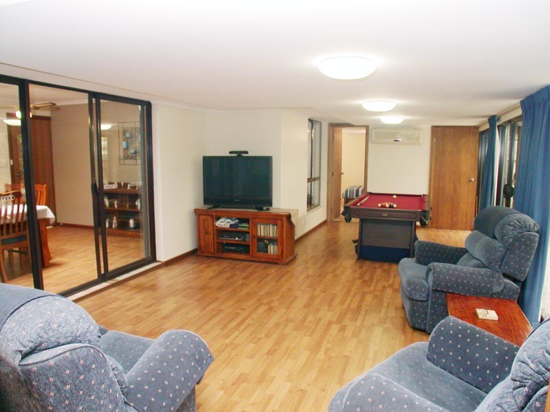 15 O’Halloran Lane, Hackham SA 5163