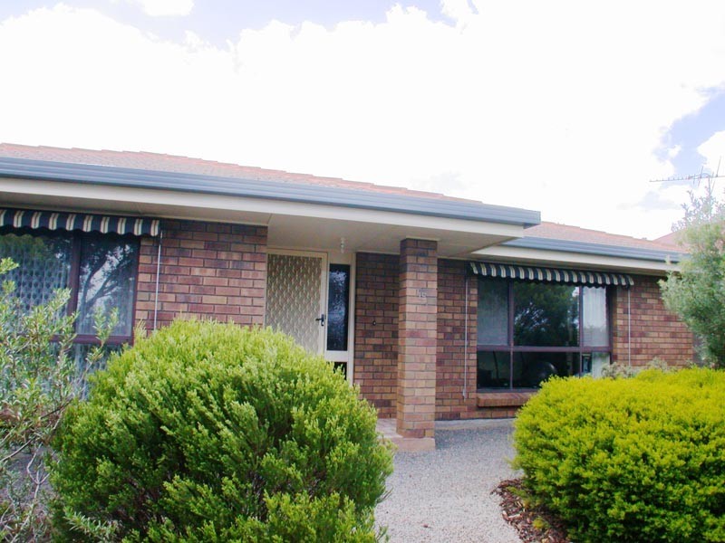 15 O’Halloran Lane, Hackham SA 5163