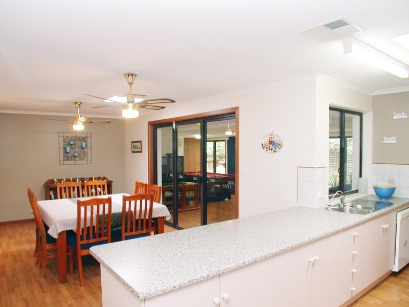 15 O’Halloran Lane, Hackham SA 5163