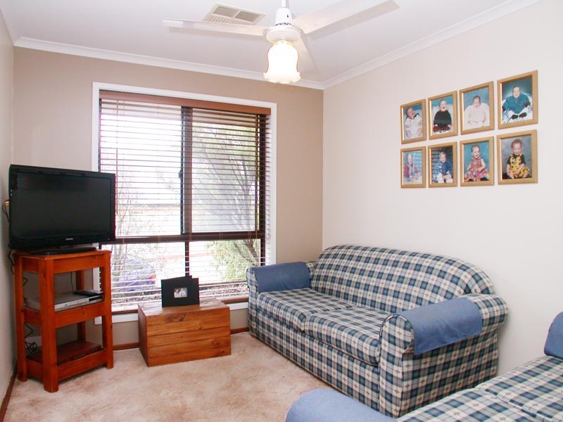 15 O’Halloran Lane, Hackham SA 5163