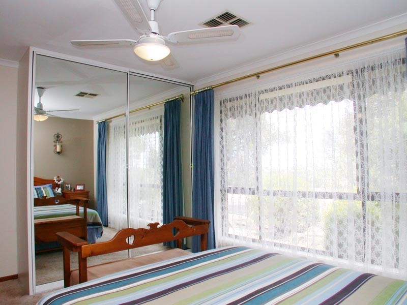 15 O’Halloran Lane, Hackham SA 5163