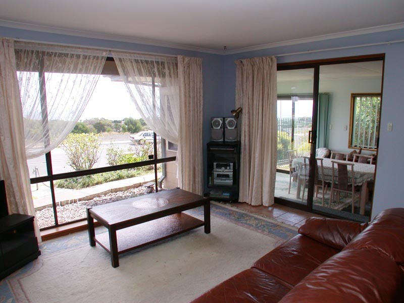 182 Perrybarr Road, Hallett Cove SA 5158