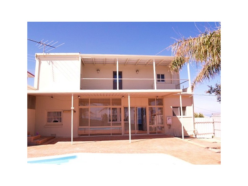 3 Baden Terrace, O’sullivan Beach SA 5166