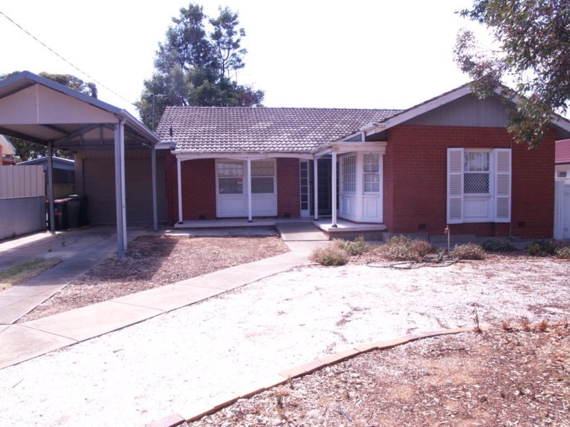 16 Christina Road, Christie Downs SA 5164