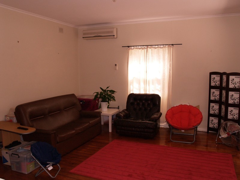 16 Christina Road, Christie Downs SA 5164