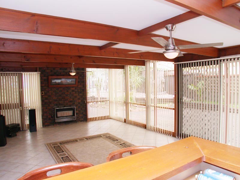 6 Safari Court, Hallett Cove SA 5158