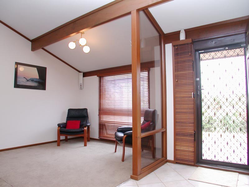 6 Safari Court, Hallett Cove SA 5158