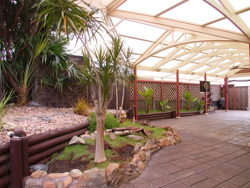 6 Safari Court, Hallett Cove SA 5158