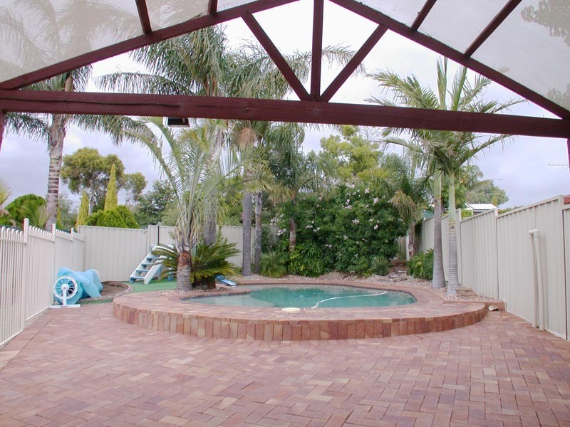 6 Safari Court, Hallett Cove SA 5158