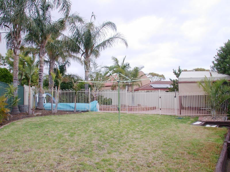 6 Safari Court, Hallett Cove SA 5158