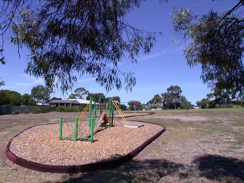 33 Columba Street, Morphett Vale SA 5162