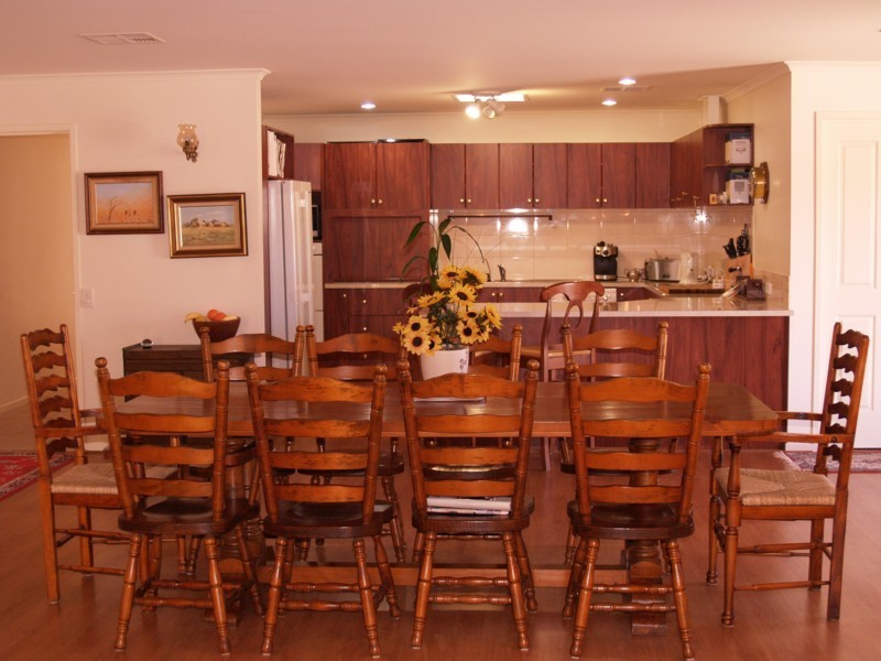 27 Tatachilla Road, Mclaren Vale SA 5171