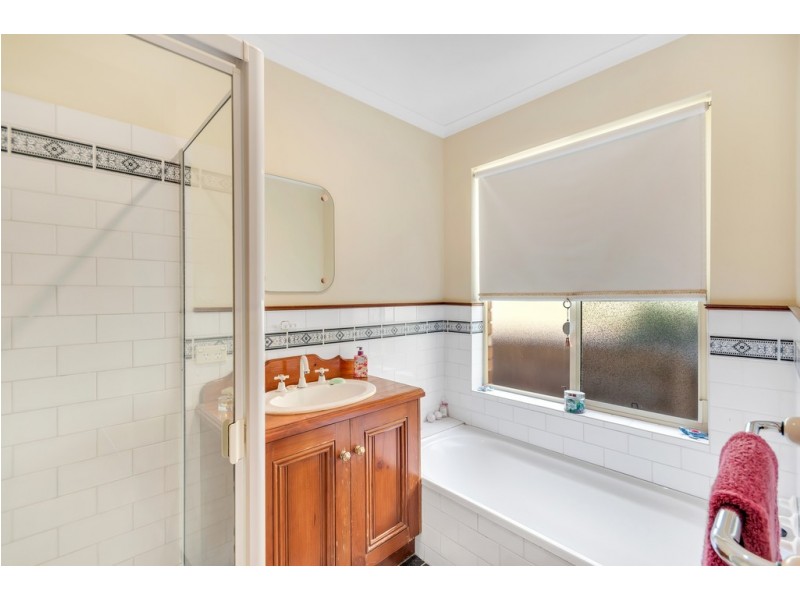 2/10 Commodore Court, Morphett Vale SA 5162