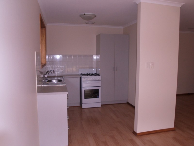 26 Champagne Crescent, Woodcroft SA 5162