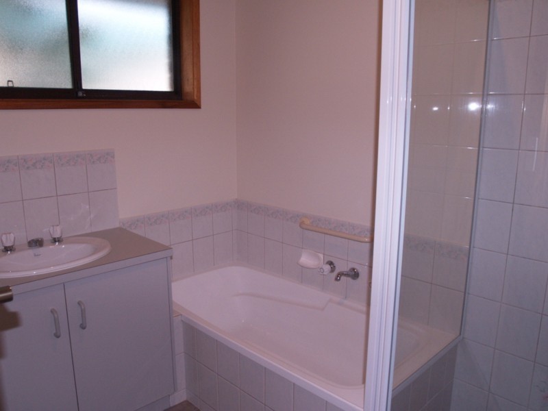 26 Champagne Crescent, Woodcroft SA 5162