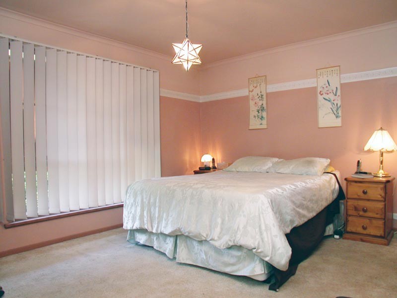 1 Weerab Drive, Hallett Cove SA 5158