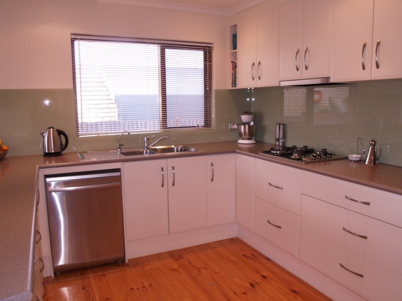 10 Gifford Terrace, Seaford SA 5169