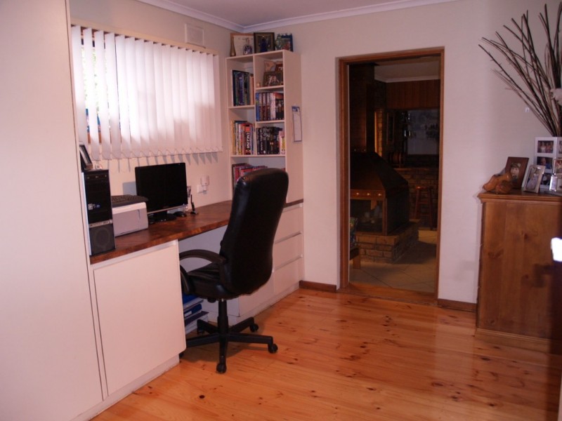 10 Gifford Terrace, Seaford SA 5169