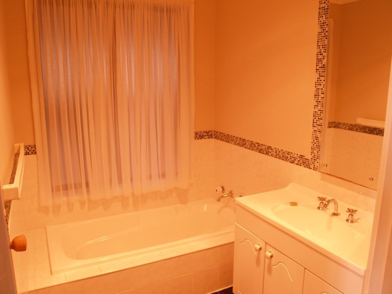 5 Mallard Crescent, Seaford Rise SA 5169