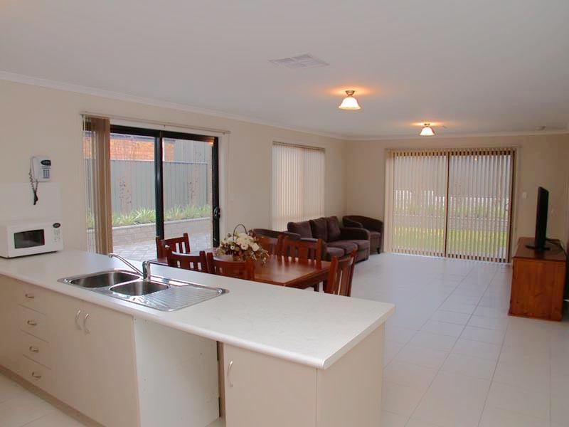 2 Cabernet Close, Old Reynella SA 5161