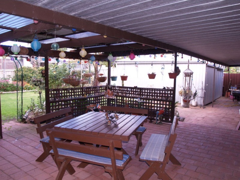 10 Holman Road, Christie Downs SA 5164