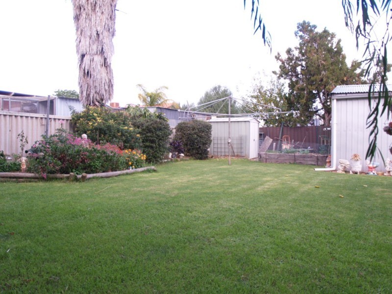 10 Holman Road, Christie Downs SA 5164