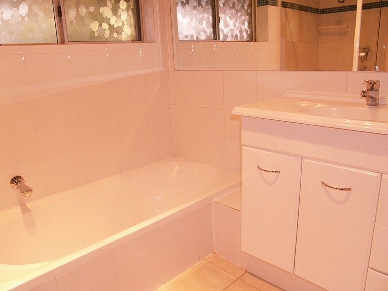 36 Grand Central Avenue, Hallett Cove SA 5158