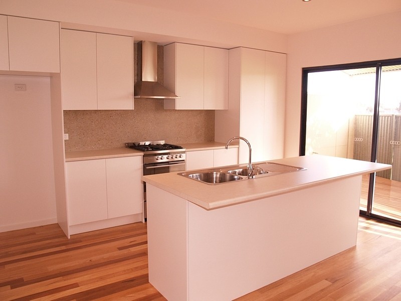 27 St Johns Road, Ottoway SA 5013