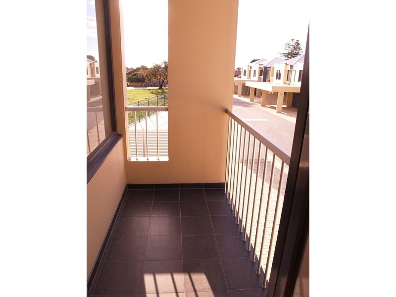 27 St Johns Road, Ottoway SA 5013