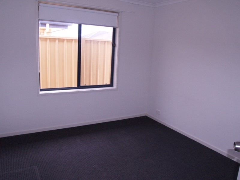 9 Sand Street, Seaford Meadows SA 5169