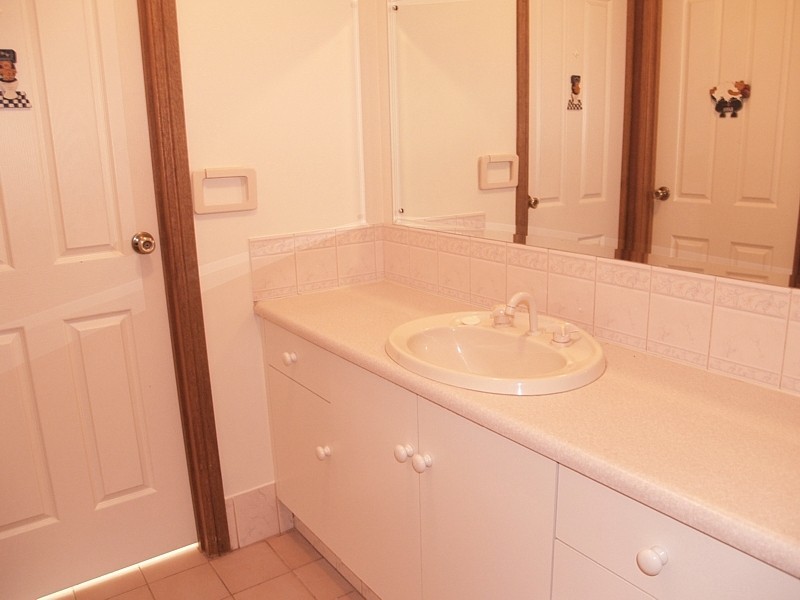 12 Parkgate Court, Onkaparinga Hills SA 5163